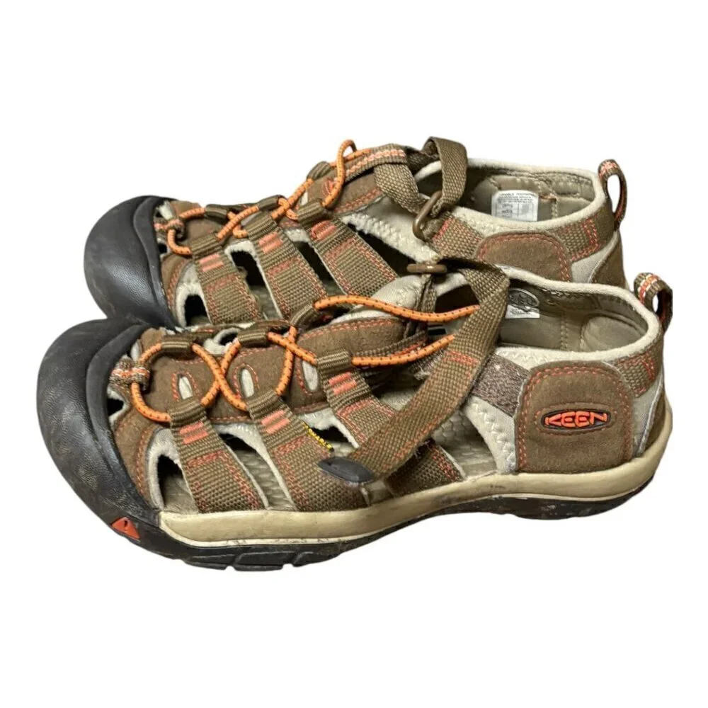 Keen Sandals Kid's Size‎ 4 Newport H2 Outdoor Hiking Brown